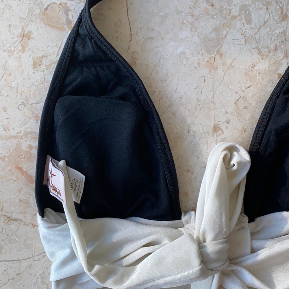 Luli Fama Black & White Bikini - Picture 6 of 11